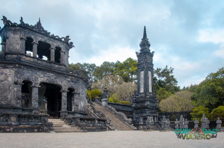 Hue Tumbas Imperiales La Curiosidad del Viajero